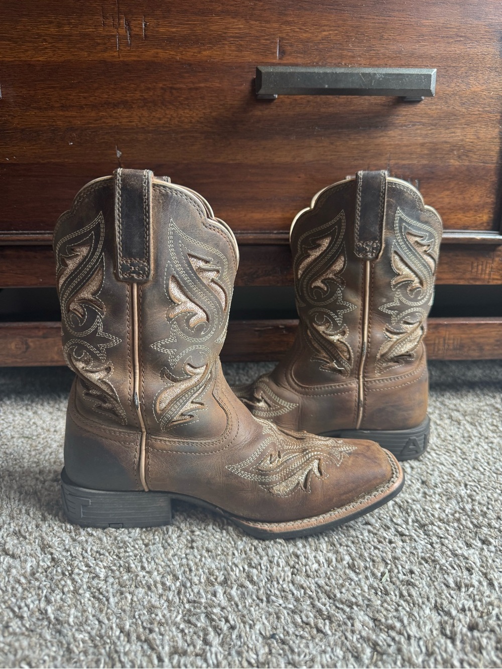 ARIAT GIRLS' ROUND UP BLISS WESTERN BOOTS - BROAD SQUARE TOE